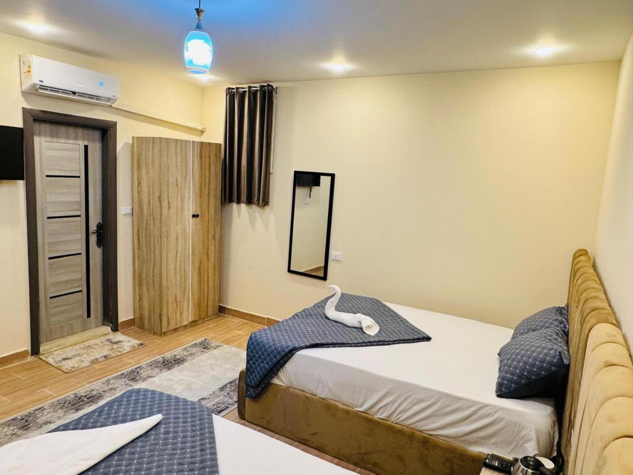 King Ali Pyramids View Inn Kafrat al Jabal Екстер'єр фото