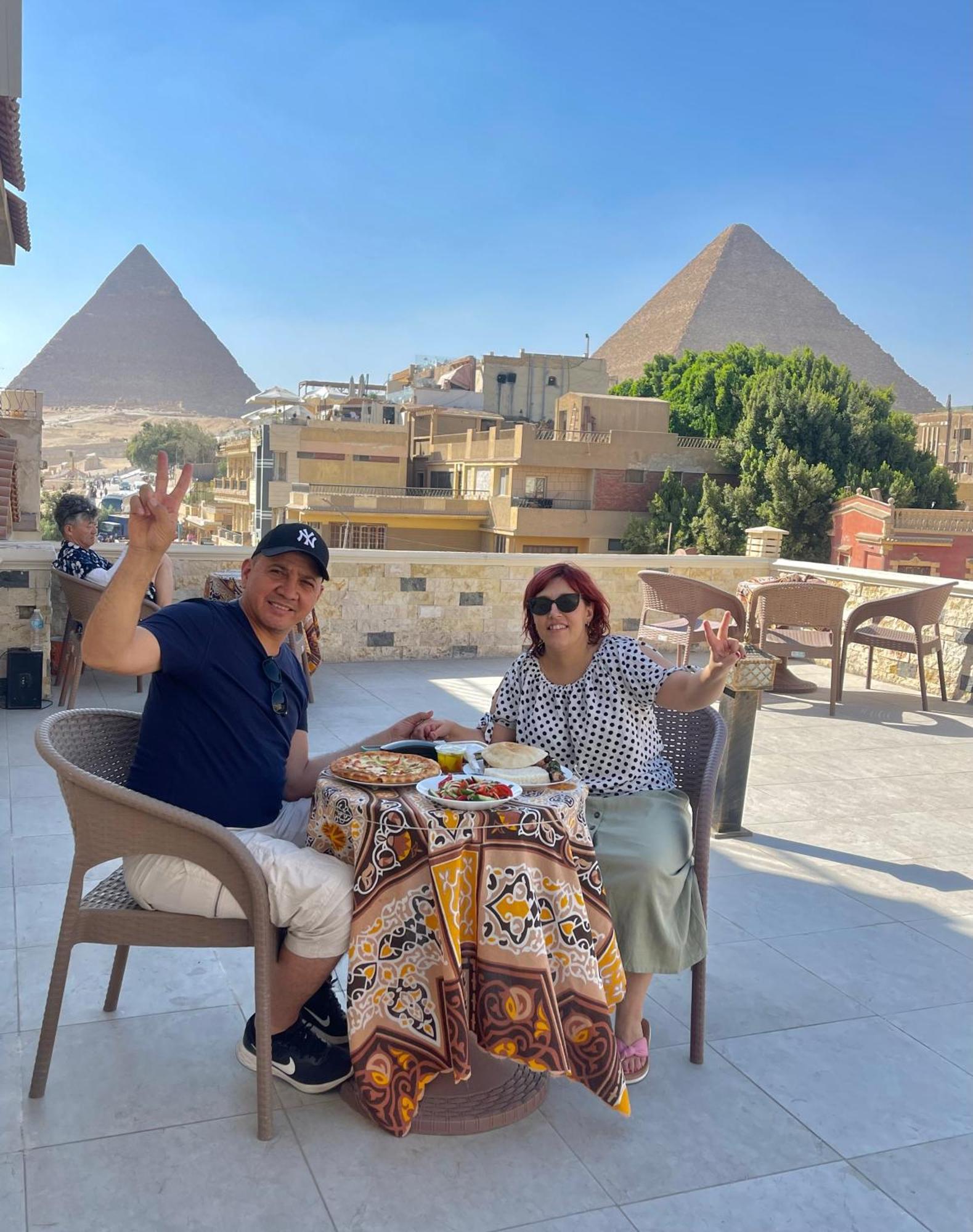 King Ali Pyramids View Inn Kafrat al Jabal Екстер'єр фото